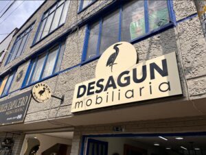 CAJAS DE LUZ EN ACRILICO