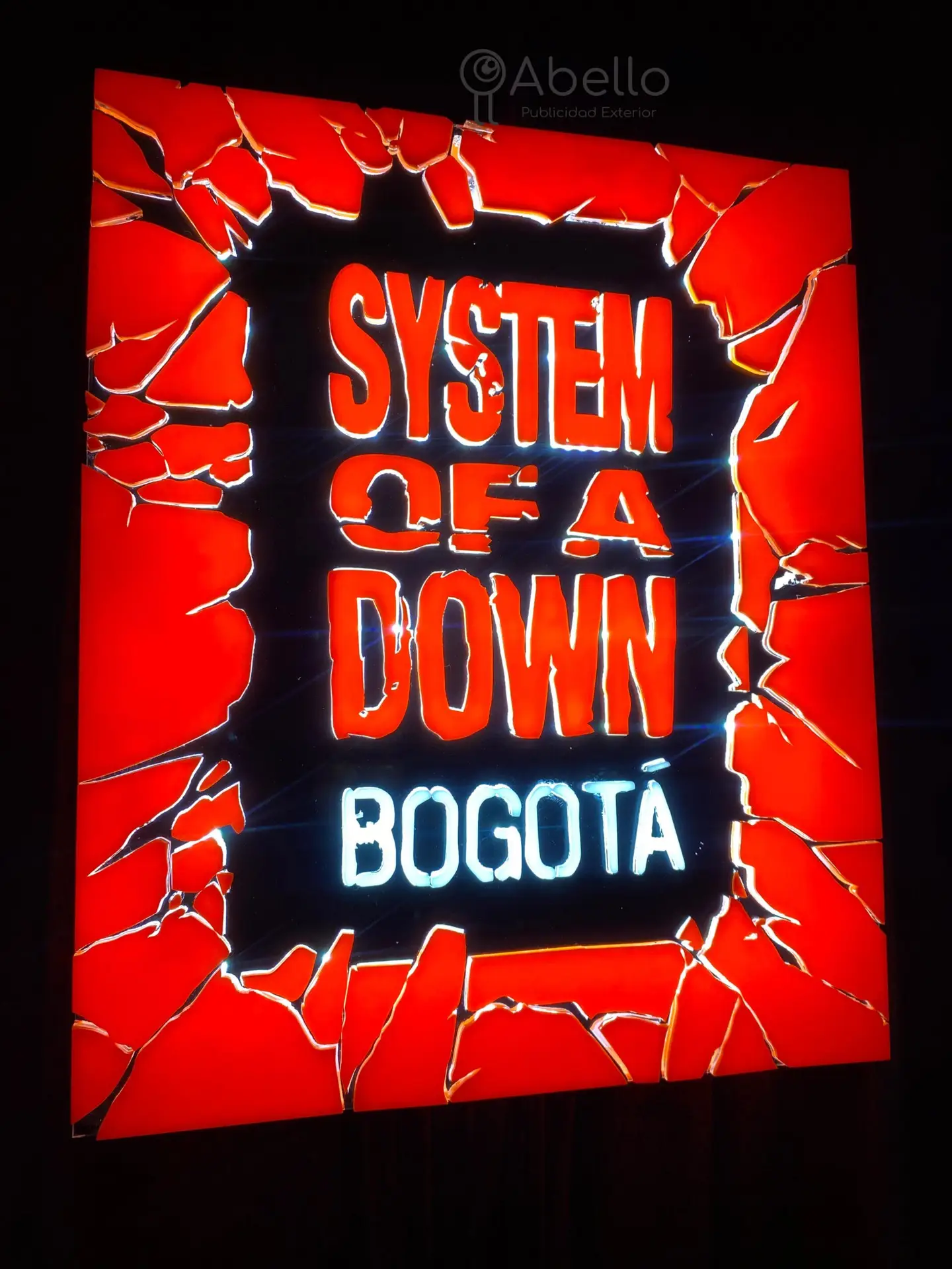 aviso en acrilico con luz